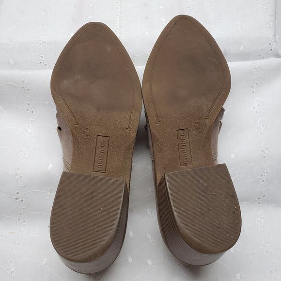 Maurices Bella Faux Suede Slip On Shoes7.5 M Chop Out Pointed Toe Block Heel - Picture 7 of 12